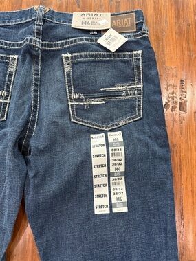 Men’s Ariat M4 Indigo Relaxed Bootcut Stretch Jeans  💥NWT 💥